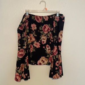 Top , flower top super cute , off the shoulder
